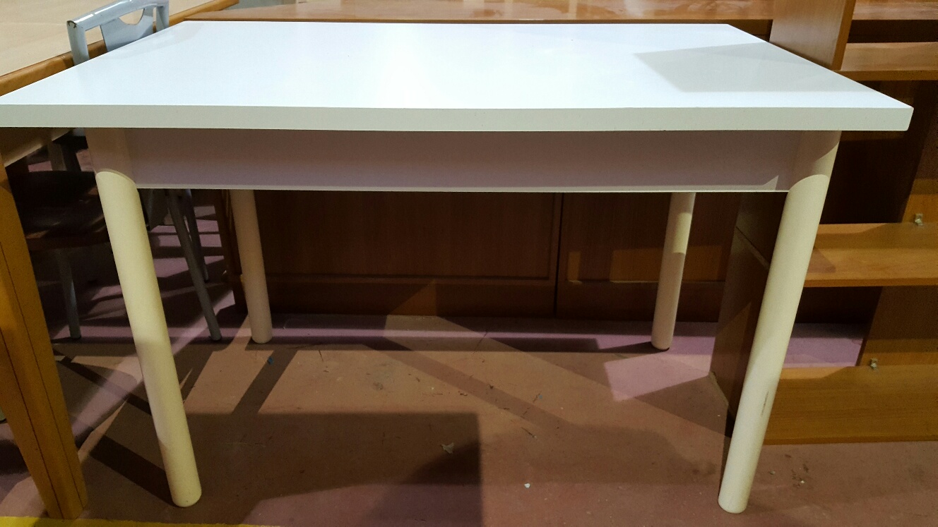 Catanzaro tavolo rotondo (diametro 116 cm) mercatino dell'usato ... Tavolo rotondo allungabile diametro 90 100