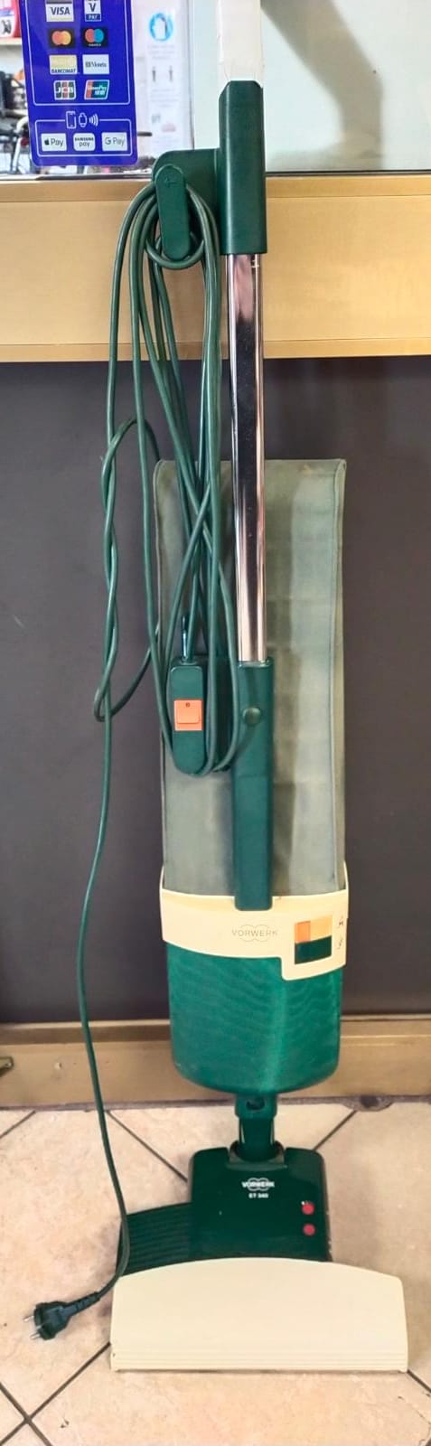 Catanzaro SCOPA ELETTRICA VORWERK FOLLETTO + BATTITAPPETO ET 340 +  LAVATAPPETO E MOQUETTE VTF 731 mercatino dell'usato Portobello